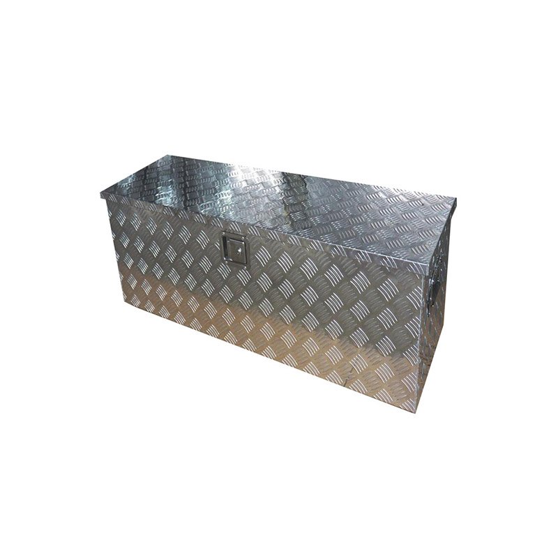Aluminum truck tool box